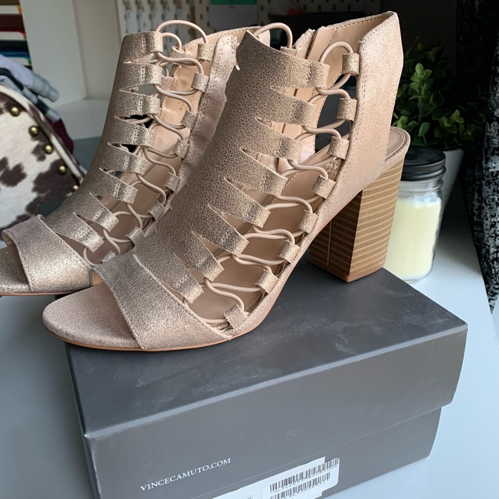 Vince Camuto gladiator sandals